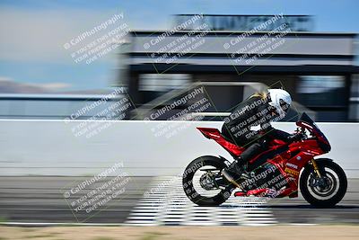 media/Mar-25-2024-Moto Forza (Mon) [[8d4319bd68]]/3-Intermediate Group/Session 4 (Front Straight Speed Pans)/